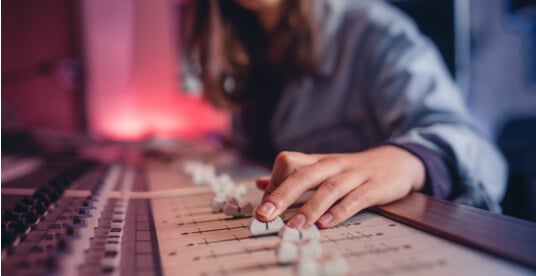 Access Expert Contract Advice